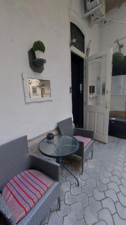 Like Studio City Centrum, Wifi, Terrace Budapest Exterior foto